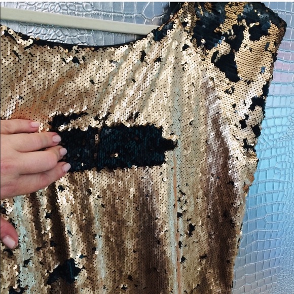 AX Paris Gold Black Sequin Cap Sleeve Midi Dress - Picture 6 of 7